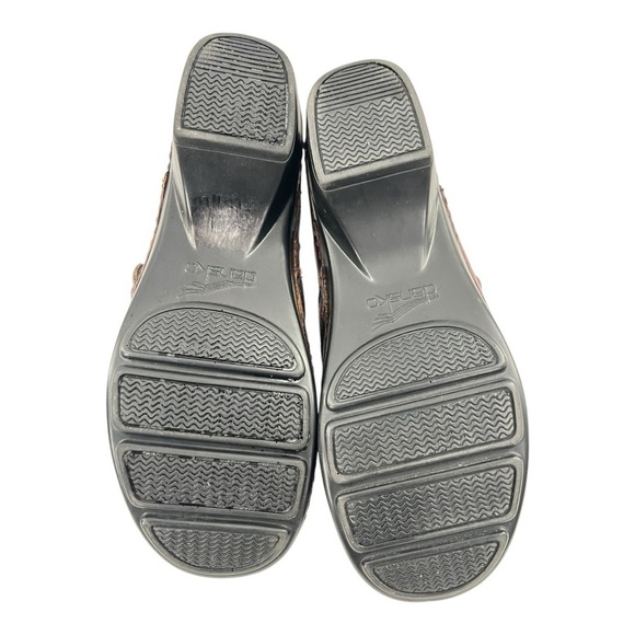 Dansko Women's Burgundy Leather Solstice Cordovan Maroon Clogs Size 7.5-8 - Picture 9 of 9